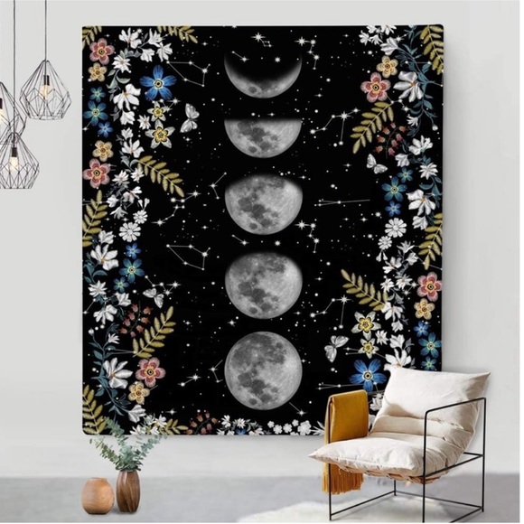 Hanging Tapestry Moon Phases - Picture 1 of 3